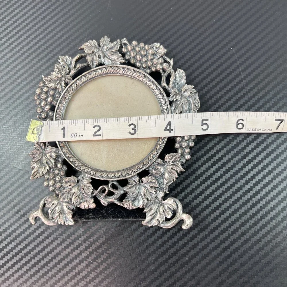 Vintage Ornate Linco Perfect Pewter Grape Leaf Photo Frame 3” round